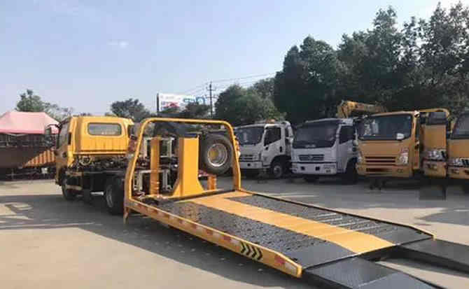 榕江汽车中途维修案例